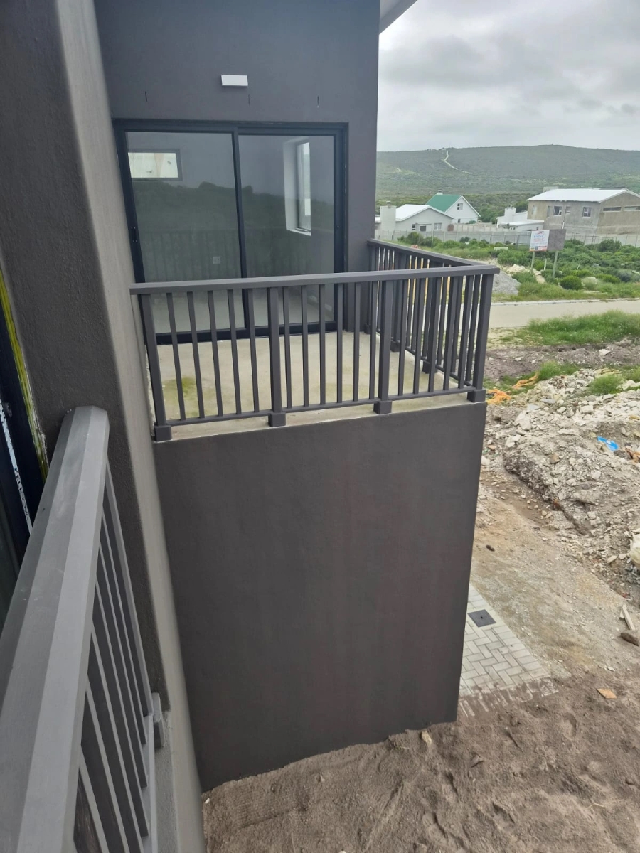 4 Bedroom Property for Sale in Agulhas Western Cape